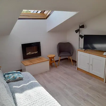 Apartment Confortable T2, 32m², Au Pied Des Pistes - 5 Pers, - Fr-1-618-35 *
